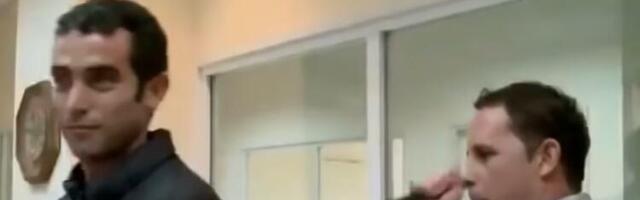 Novinar izboden nožem uživo u neprobojnom antipalestinskom prsluku