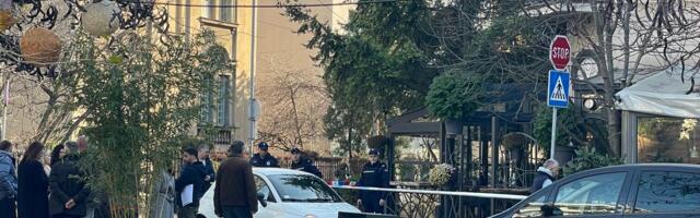 Prvi snimak nakon pucnjave u kafiću na Vračaru! Komšije ništa nisu čule, u šoku zbog ranjavanja Bajruševića