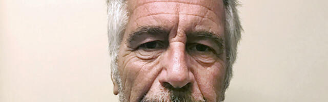 OBJAVLJENO NA HILJADE EPSTAJNOVIH DOKUMENATA! Bura u Americi: NISU SVI NA BROJU, MINISTARSTVO IZDALO HITNO UPOZORENJE!