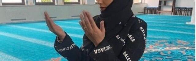 NA MOLITVI U KUPOCENOM SAKOU ČESTITA BAJRAM: Treća Zukorlićeva žena uživa u velikom luksuzu!