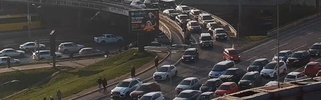 Haos u Beogradu: Grad je paralisan (FOTO)