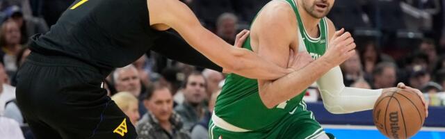 Veliki peh za Boston: Vučević polomio prst i mora na operaciju