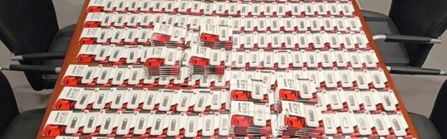 Više od 1.000 memorijskih kartica u izgubljenom prtljagu