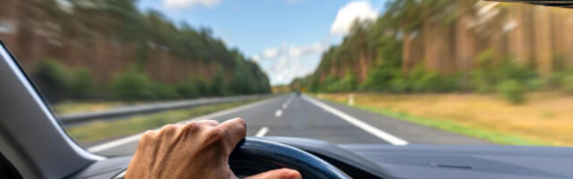 АБС: Вожња у супротном смеру нажалост тренд