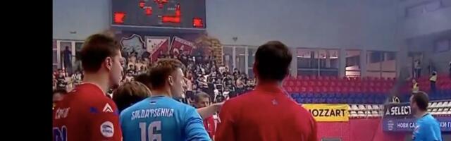 (VIDEO) Topovski udar pao pored golmana Partizana, igrači se prepali: Ludnica u Novom Sadu