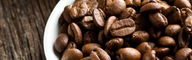 STRUČNJACI REŠILI JEDNOM ZA SVAGDA: Kafu nikako ne pijte u OVOM periodu