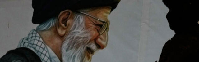 Студенти на 27 универзитета у Британији одали пошту Хамнеију