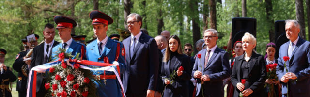 Вучић у Доњој Градини: Жртва страдалих логораша подсећа колико су мир и слобода драгоцени
