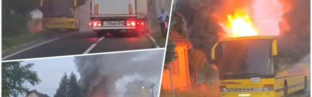 PLANUO KAO ŠIBICA! Pogledajte trenutak kada je vatrena stihija progutala autobus kod Bjelovara, unutra bio vozač (VIDEO)