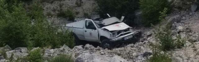 TRI ŽENE KOLIMA SLETELE U PROVALIJU! Užas kod Majdanpeka: Padale sa 20 metara visine!