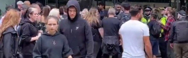 Protest protiv vakcinacije: Upadi u zgrade više televizija