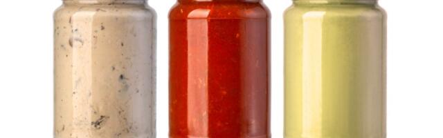 Trik koji će vam pomoći da uklonite etikete sa tegli