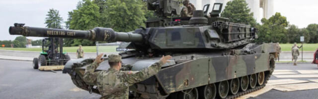 Трамп одобрио војни буџет од више од 900 милијарди долара за фискалну 2026.годину