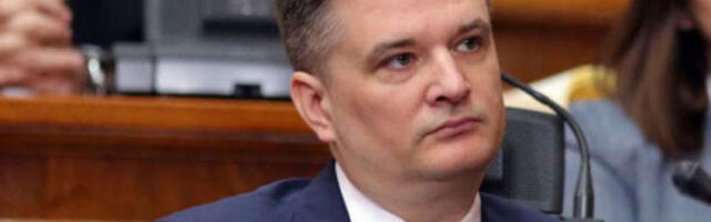 Вучићева породица поднела највећи терет