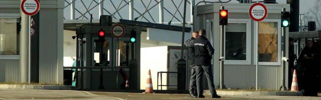 AMSS: Bez gužvi za automobile na granicama, kamioni čekaju do četiri sata