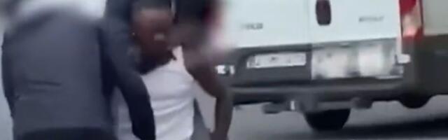 Uznemirujuće! Poznati fudbaler opljačkan nasred ulice, maskirani napadači ga zaskočili