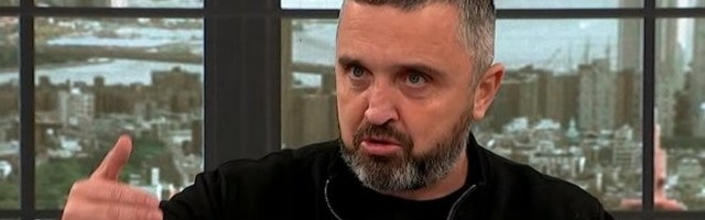 MONSTRUOZNE PRETNJE SMRĆU GLAVNOM I ODGOVORNOM UREDNIKU INFORMERA! "Dragan J. Vučićević mora biti ubijen!"