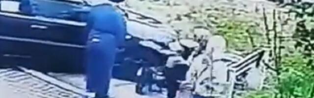 Lopov izbio ženi zub, otkinuo joj lančić i pobegao (VIDEO)