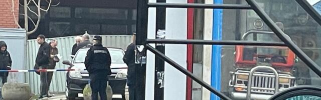 Na ovom mestu se odigrao vatreni obračun u Obrenovcu: "Mladić koji je ranjen tražio pomoć u lokalu"