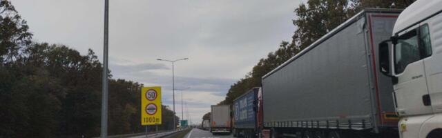 AMSS: Kamioni na granici sa Hrvatskom čekaju osam sati, putevi prohodni i bez snega