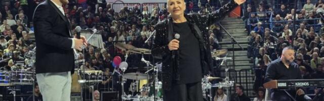 CELA ESTRADA UZ VUČIĆA! Poznati podržali predsednika na NAJGRANDIOZNIJEM SKUPU U BEOGRADU! (GALERIJA)