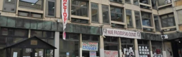 Измишљене приче гурали на насловне стране, истину о трагедији скривају