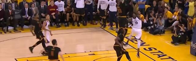 Desetogodišnjica: Noć kada je Lebronova blokada ušla u istoriju i ostavila Golden Stejt praznih ruku (VIDEO)