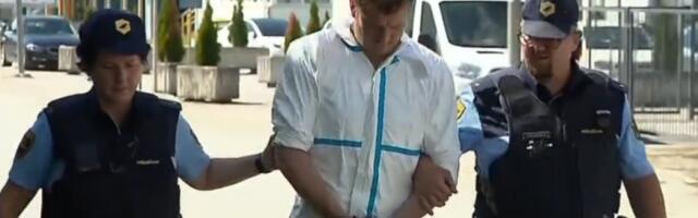 Ovako je priveden Amir Uzunović: Zaklao ženu, krio se po šumama pa se vratio na mesto zločina (FOTO/VIDEO)