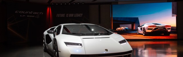 Pola veka kasnije stiže novi Lamborghini Countach