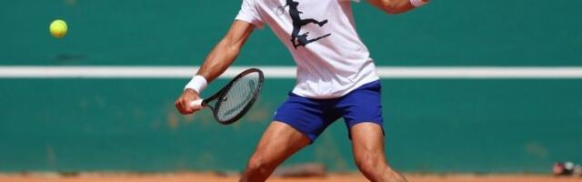 NOVAK SIGURAN PROTIV SAFIULINA! Đoković POČISTIO Rusa i dozvolio mu SAMO TRI GEMA!