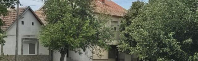 UBICA PRE NEGO ŠTO JE USMRTIO ZVONKA SE IGRAO SA DETETOM! Republika u Bačkom Gračcu - OVDE JE ŽIVEO ŽELJKO! NAKON ZLOČINA SE UBIO NA GROBLJU! (FOTO)