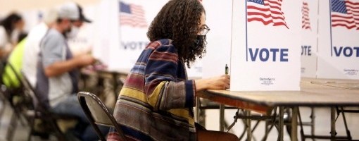 Neizvesna trka Trampa i Bajdena u ključnim saveznim državama