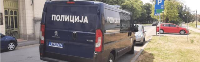 Zrenjaninska opozicija traži odgovornost policije zbog privođenja i maltretiranja aktivista
