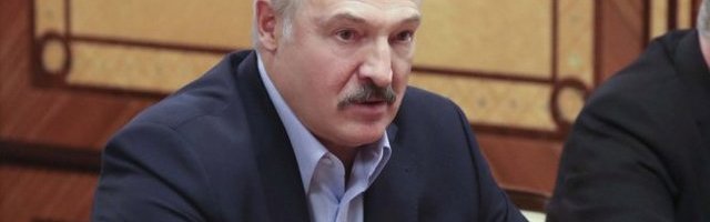 LUKAŠENKO UPOZORAVA: MOĆNICI PREKO KORONE PREKRAJAJU SVET! Štampanje novca u visini 10 odsto svetskog BDP će bogate učiniti još bogatijima, a siromašne još siromašnijim!