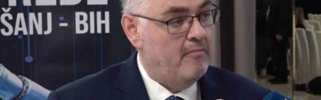 Луис Кришок остаје на функцији до избора новог високог представника у БиХ