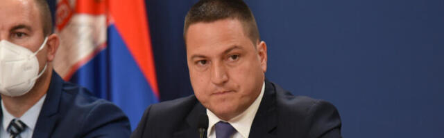 SKANDAL U BUJANOVCU! Srpskim đacima generacije uručene zahvalnice na albanskom jeziku! Ministarstvo prosvete: Ovo je za svaku osudu!