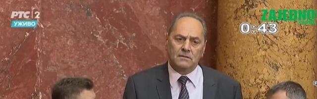 Kritikovao vlast u Skupštini, pa mu pretili otkazom!