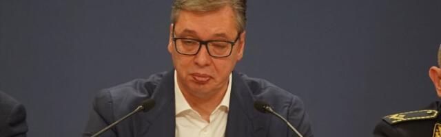 "Vučićevo pismo u Gardijanu objavljeno u rubrici "Pisma čitalaca" ispod slika sa pijace"