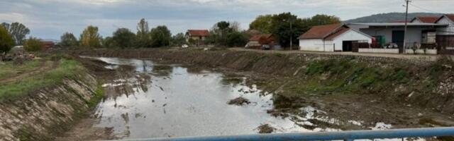Čisti se korito reke Jablanice