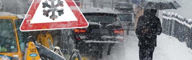 PALA TENDA KAFIĆA U CENTRU GRADA! Sneg okovao Zagreb!