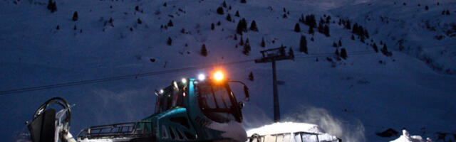 Најмање четири жртве лавина у Алпима, невреме паралисало Аустрију