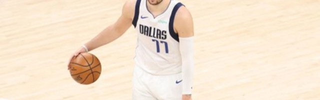 Veče velikih brojeva: Dončić brojao do 36, Jang stao na 43, Braun isporučio 42 poena (VIDEO)