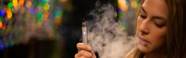 Maloletni neće moći da kupuju elektronske cigarete