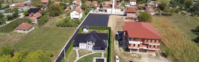 Užički Putevi besplatno asfaltirali put do džamije u Veliko Župi i parking