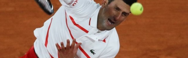 (UŽIVO) ĐOKOVIĆ - HAČANOV! BREJK NOVAKA I IDEALNOM TRENUTKU!