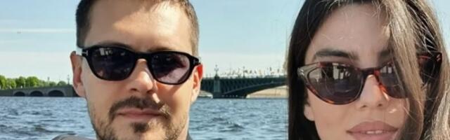 Supruga Miloša Bikovića objavila fotku iz lifta, jedan detalj svima "zapao za oko": Jelisaveta Orašanin prva komentarisala (FOTO)
