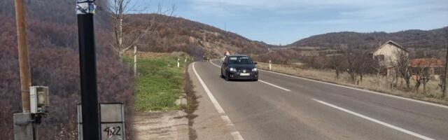 Vozači našli način da izbegnu kazne: Radare prekrivaju kesama, jaknama, džakovima...