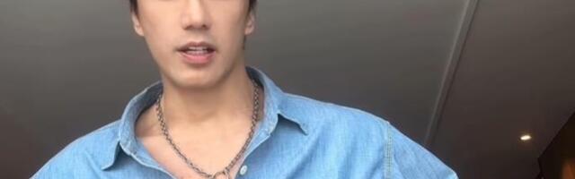 Puni 60 za nekoliko dana, a ljudi misle da ima 30 manje: Žene lude za njim, tvrdi da ne koristi estetsku hirurgiju, a ovo je njegov eliksir mladosti