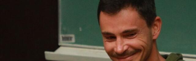 Ovde se više ne zna ko koga... Blokader se sladi kritikama upućenim njegovim saborcima