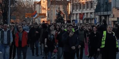 Protest u Nišu:“Skupština grada više nije zakonita i nema legitimitet“